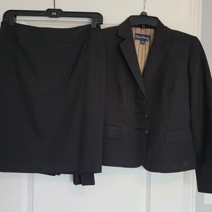 Women's Suit